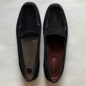 Naturalizer Women’s Nubuck Loafers